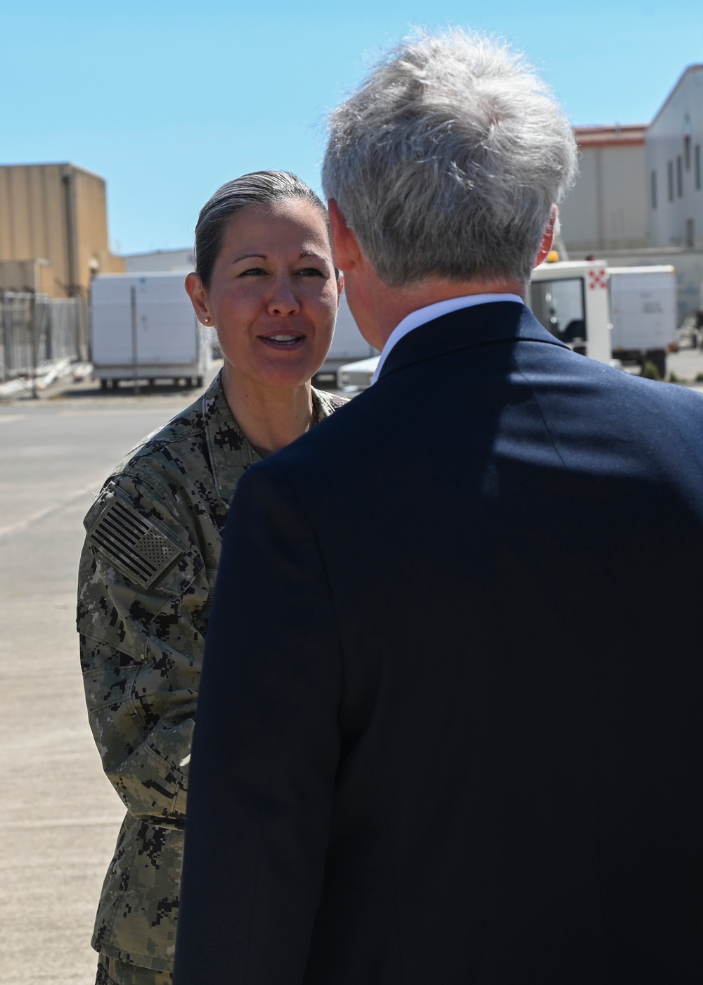 Representatives from U.S. Congress Visit