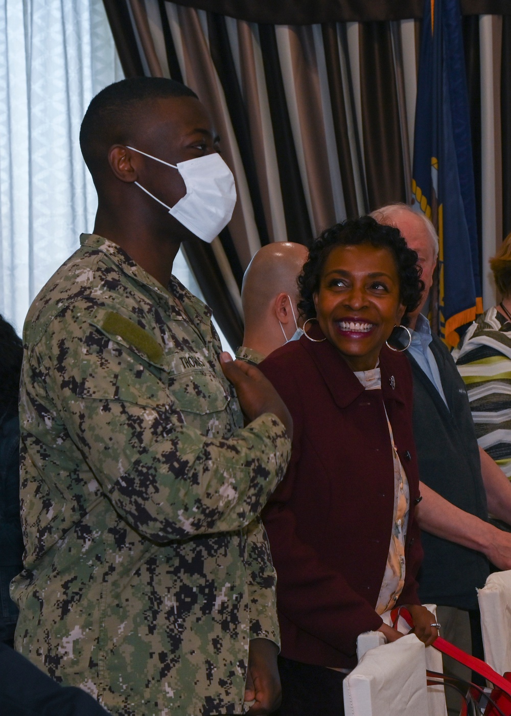 Representatives from U.S. Congress Visit