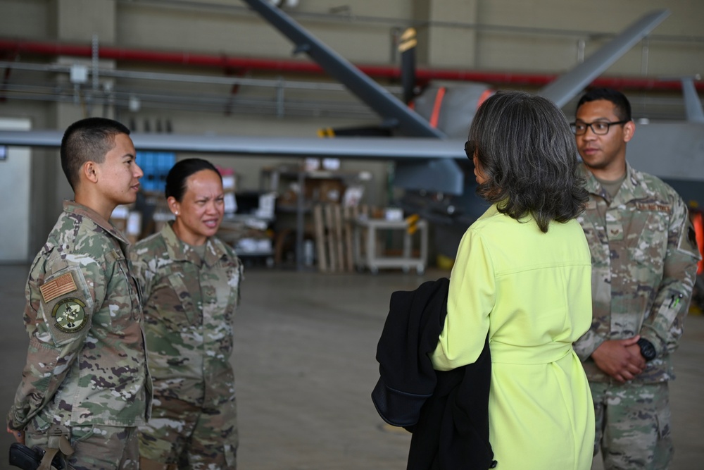 Static Display Tour
