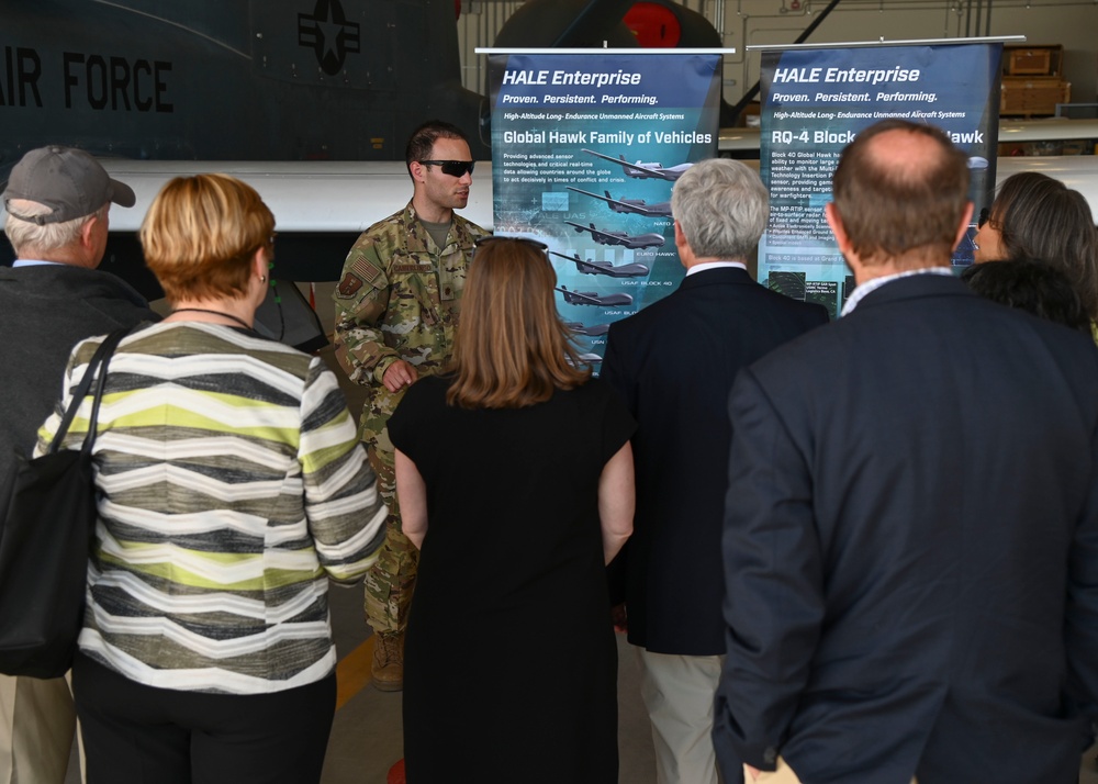 Static Display Tour