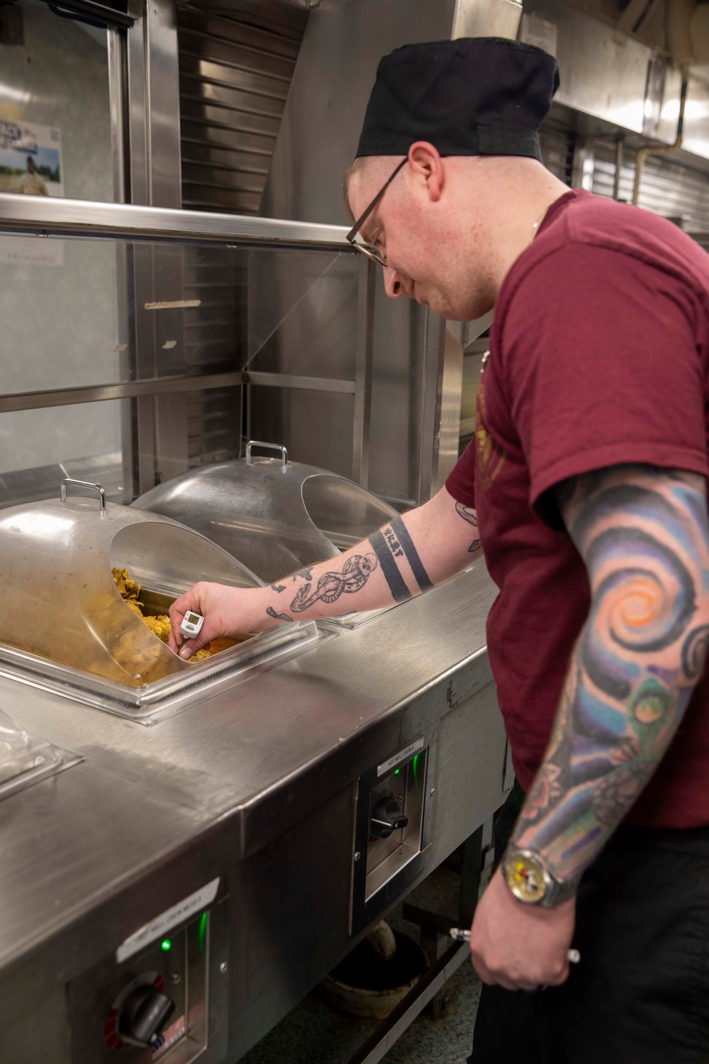Gunston Hall: Culinary Specalists cook in the Galley