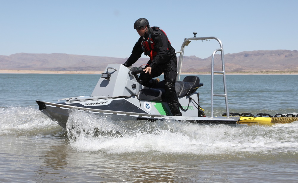 Border Patrol Search, Trauma and Rescue Unit candidate swim qualifications