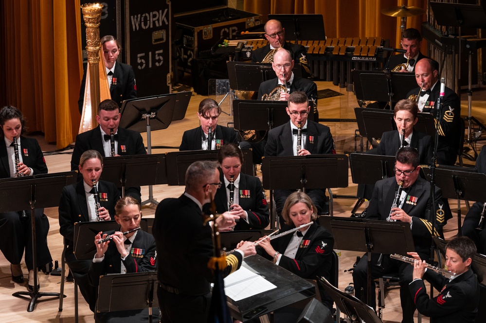 Navy Band visits Chicago