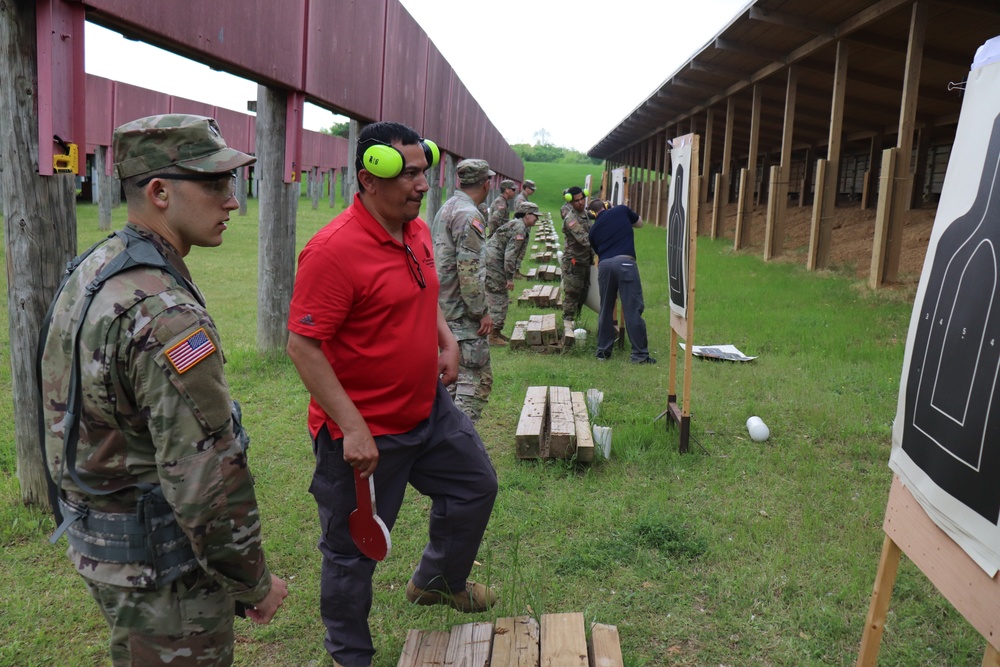 Soldiers Compete for the German Armed Forces Proficiency Badge