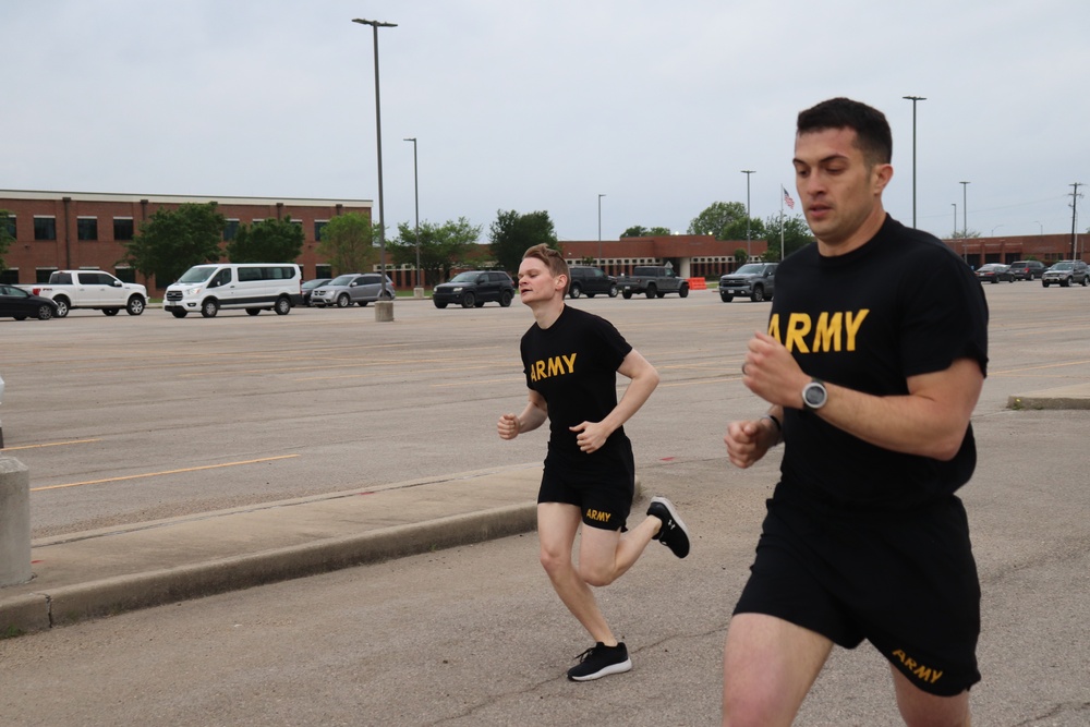 Soldiers Compete for the German Armed Forces Proficiency Badge