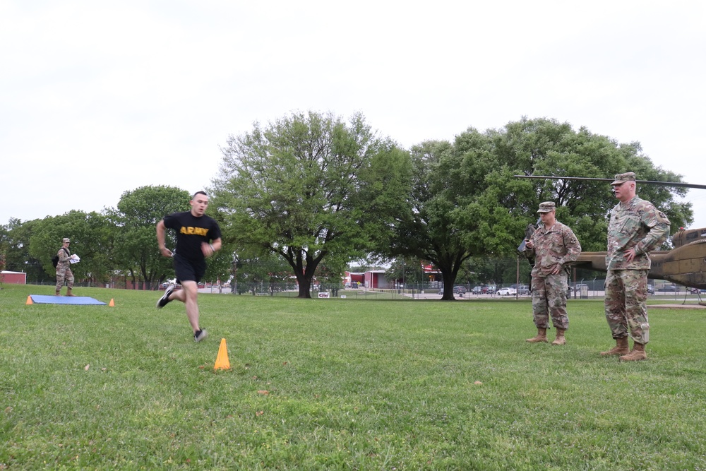 Soldiers Compete for the German Armed Forces Proficiency Badge