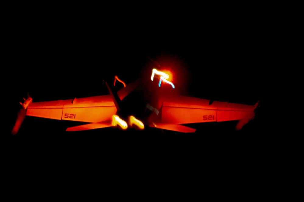 USS Carl Vinson (CVN 70) Sailors Conduct Flight Operations in the Pacific Ocean