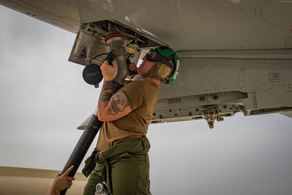 DVIDS - Images - P-8A Refueling [Image 2 of 4]