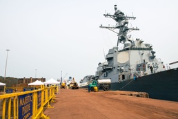 USS Momsen Arrives in Goa for Port Visit