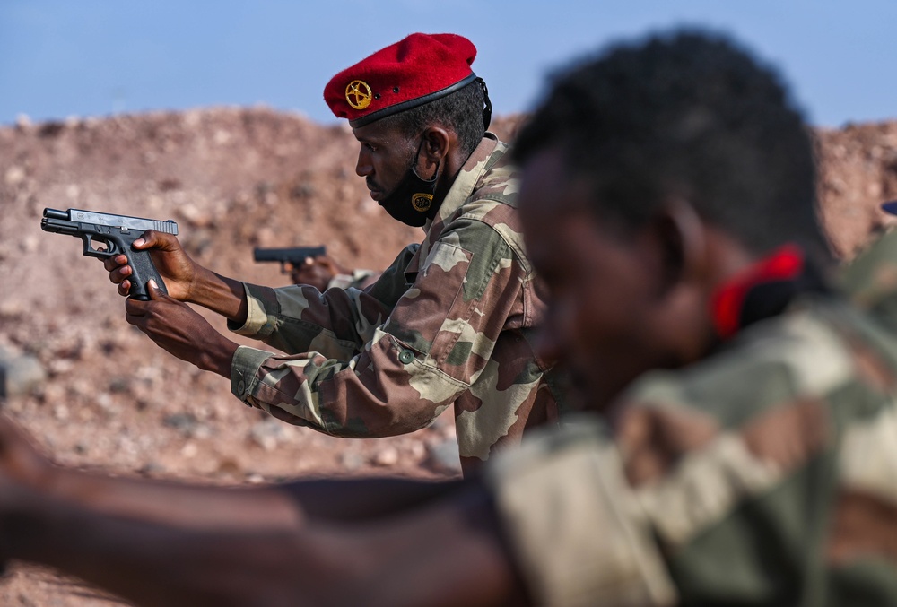 SFAB Trains Djiboutian Forces at the Range