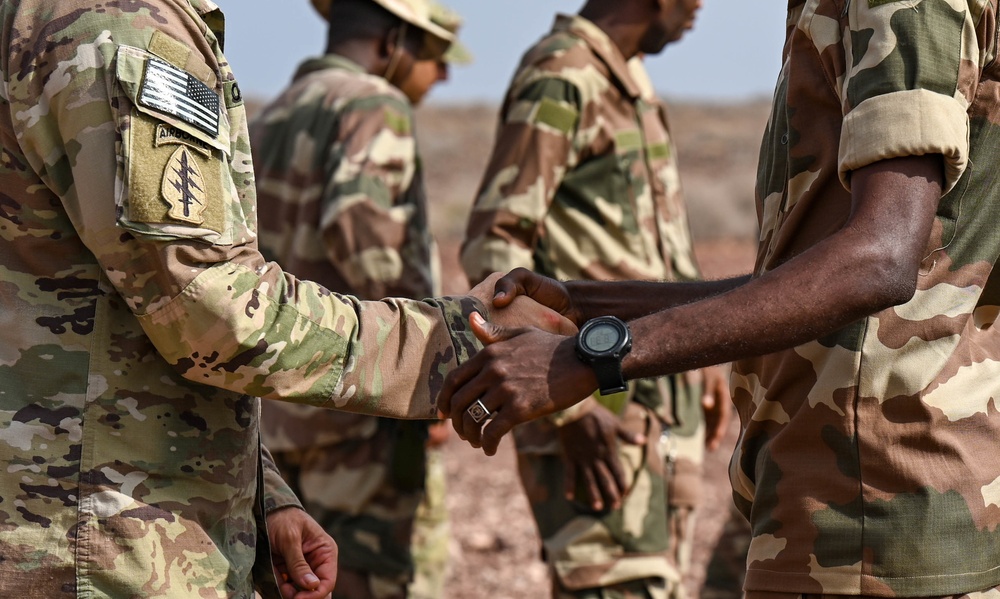 SFAB Trains Djiboutian Forces at the Range