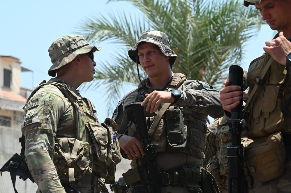 Task Force Red Dragon Trains with the French Foreign Legion