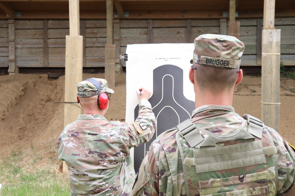 Soldiers Compete for the German Armed Forces Proficiency Badge