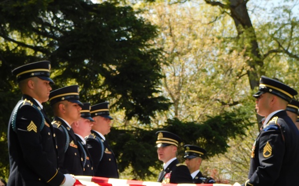 Missing Korean War Hero Buried at Arlington