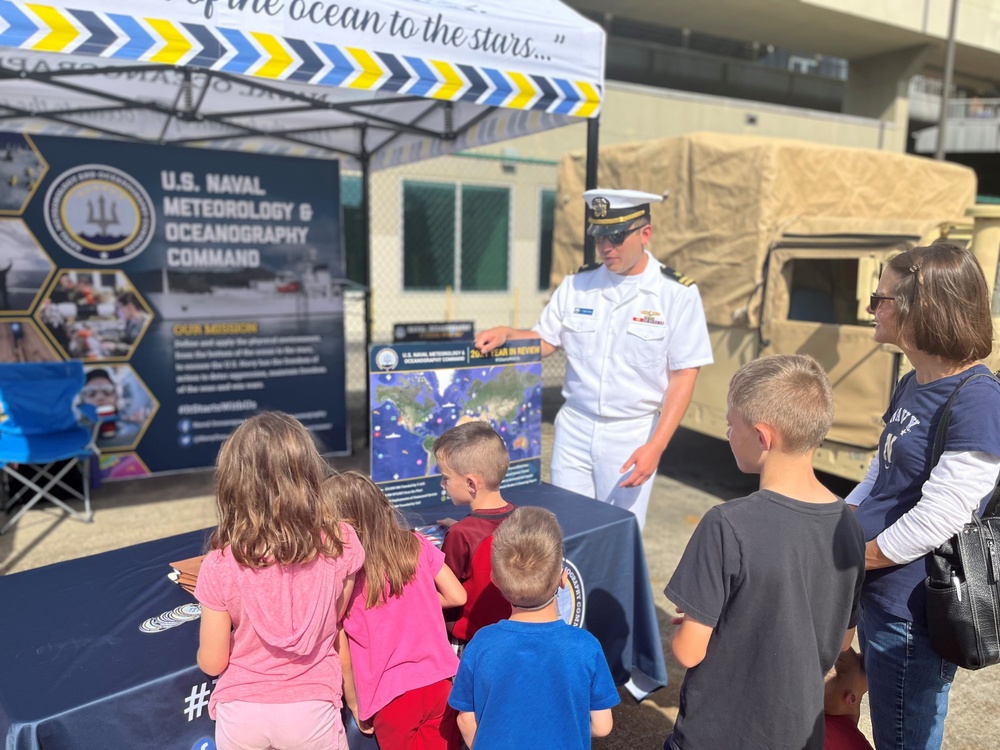 Naval Oceanography Participates in NOLA Navy Week