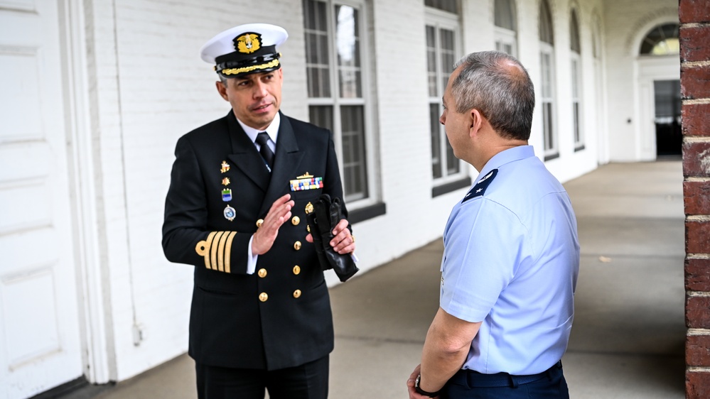 General Eduardo Enrique Zapateiro Altamiranda visits the IADC, Speaks to Students