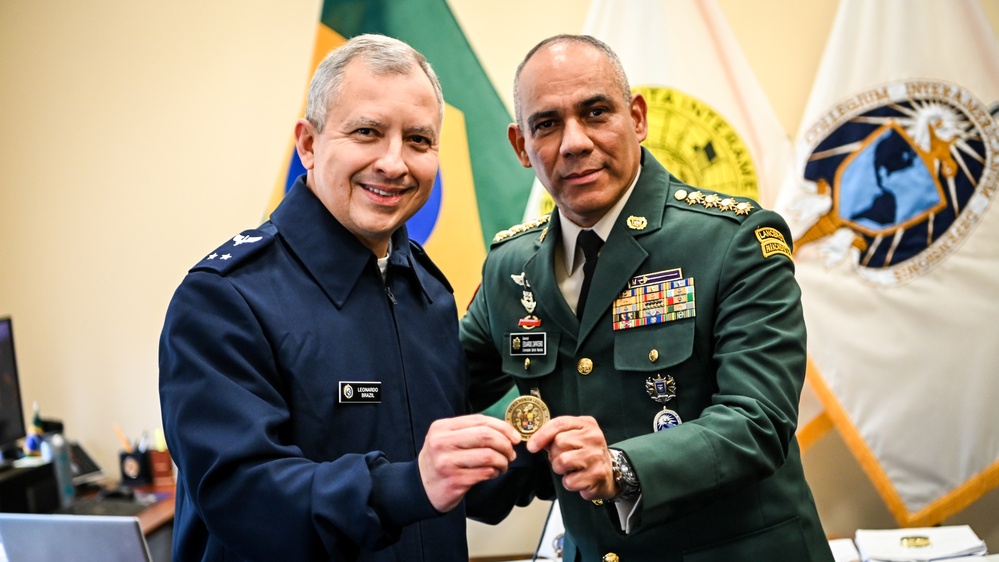 General Eduardo Enrique Zapateiro Altamiranda visits the IADC, Speaks to Students
