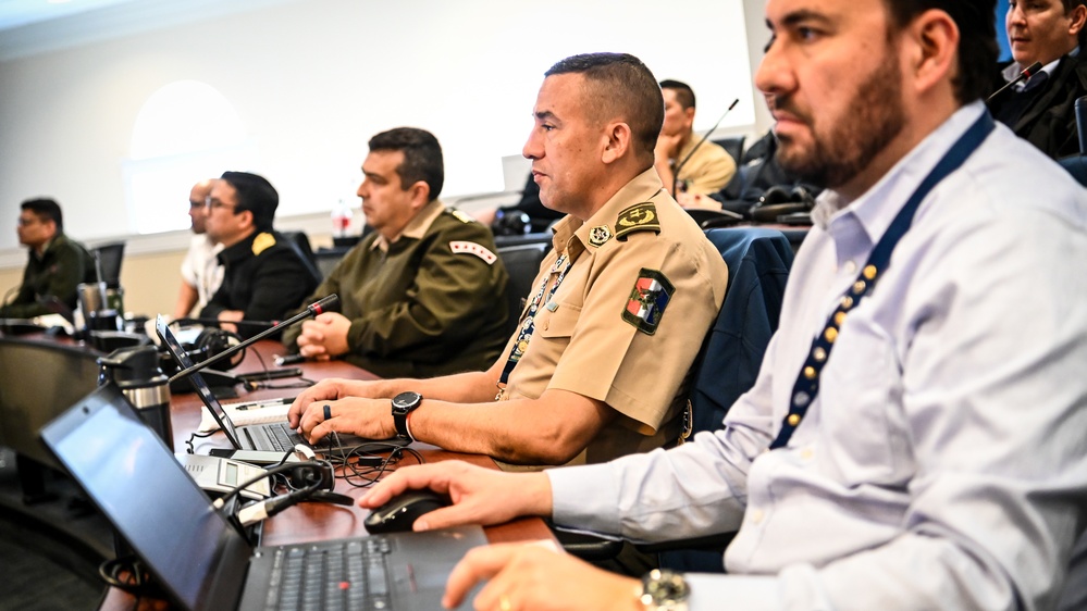 General Eduardo Enrique Zapateiro Altamiranda visits the IADC, Speaks to Students