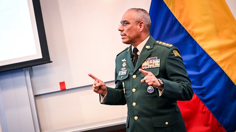 General Eduardo Enrique Zapateiro Altamiranda visits the IADC, Speaks to Students