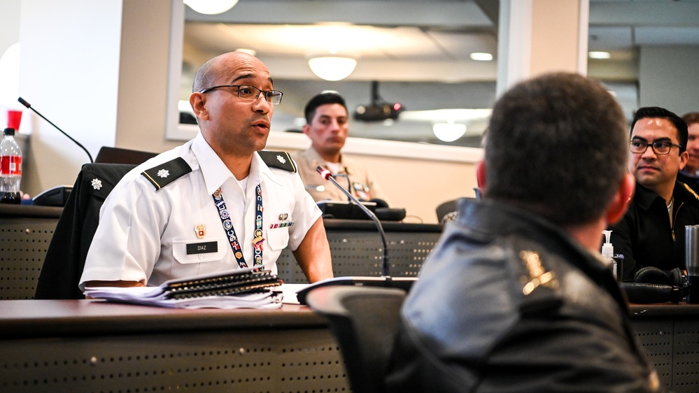 General Eduardo Enrique Zapateiro Altamiranda visits the IADC, Speaks to Students
