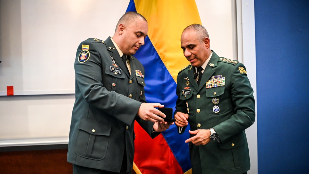 General Eduardo Enrique Zapateiro Altamiranda visits the IADC, Speaks to Students