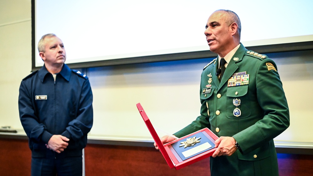 General Eduardo Enrique Zapateiro Altamiranda visits the IADC, Speaks to Students