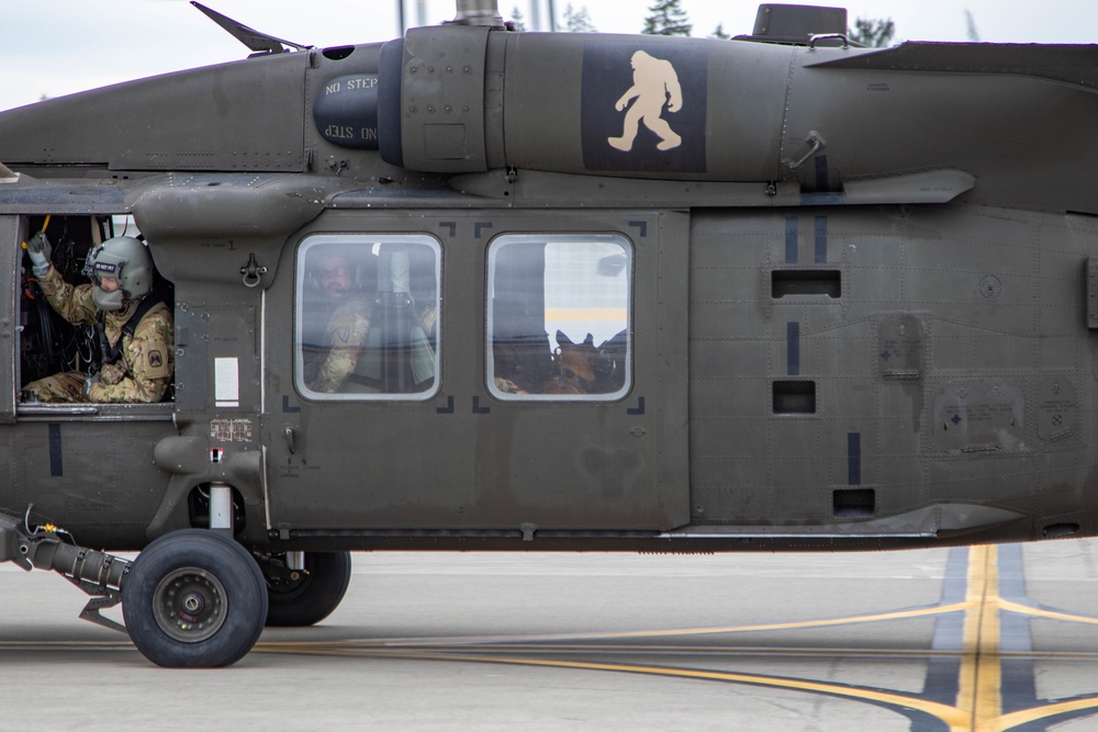 Military Working Dog Familiarization Flights