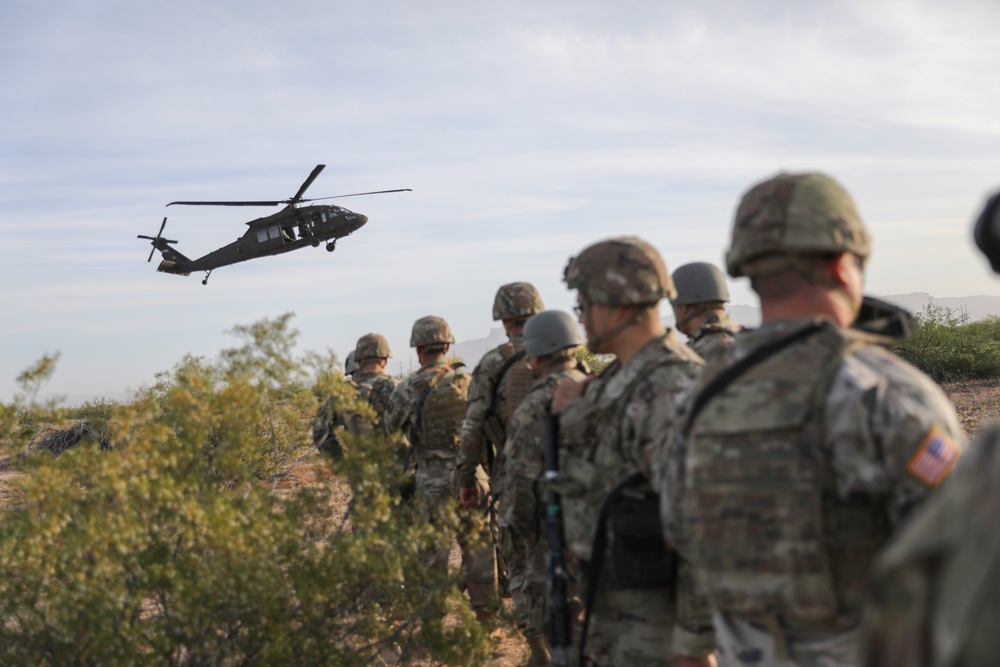 Arizona National Guard Soldiers Conduct Air Assault Training
