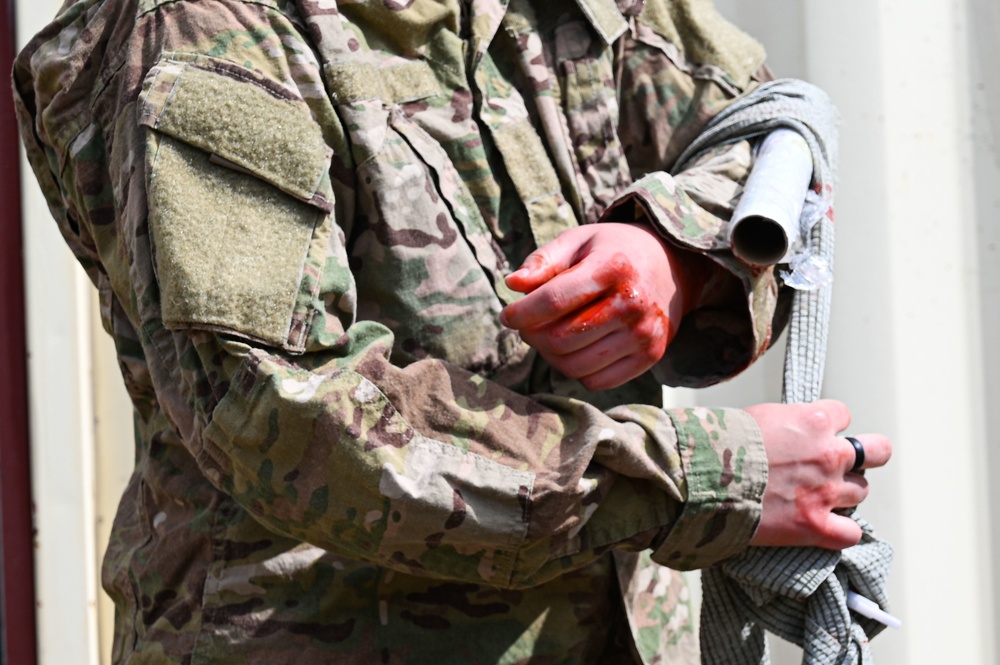Little Rock EOD receives advanced medical certification