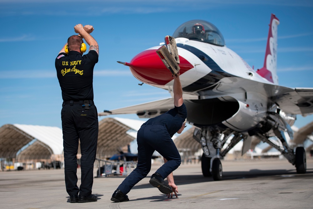 Thunderbirds train over El Centro