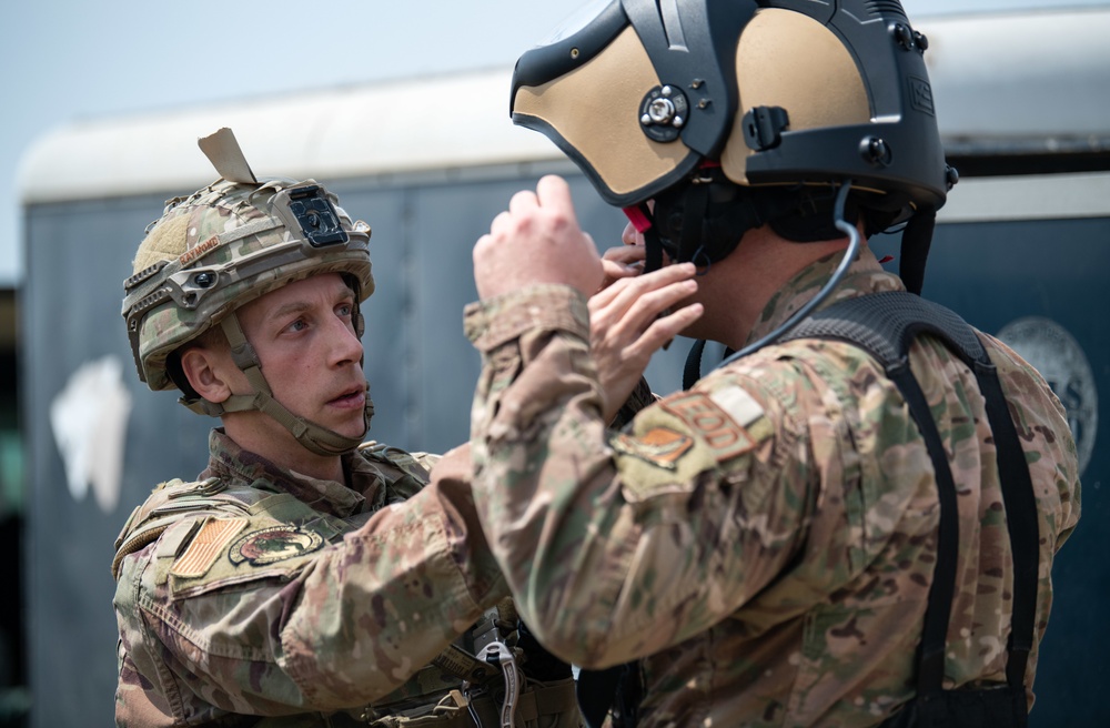 EOD responds to simulated vehicle born IED