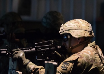 EST2000 Puts Soldiers on Target for Deployment