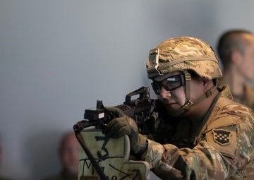 EST2000 Puts Soldiers on Target for Deployment