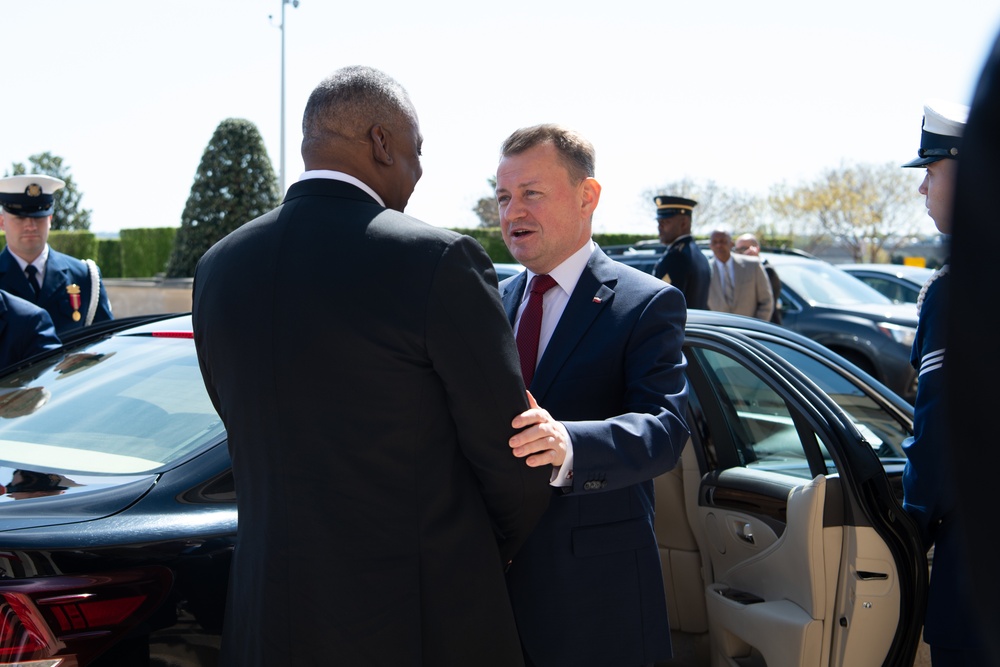Polish Minister of National Defense Arrival Ceremony