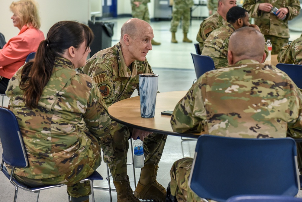 VCSAF visits KYANG for Thunder air show