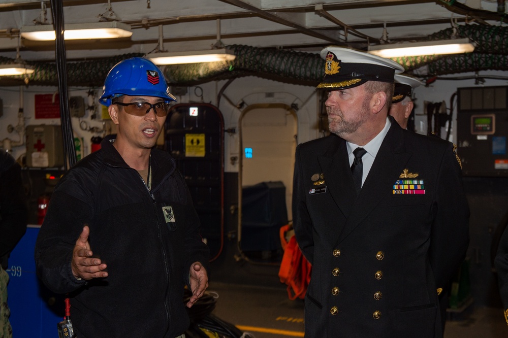 Commodore Michael Harris Visits USS Ronald Reagan (CVN 76)