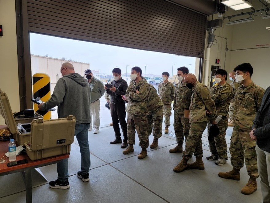 Far East District holds communications equipment classes