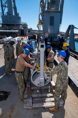 Frank Cable Participates in Expeditionary Rearming Exercise with USS Springfield