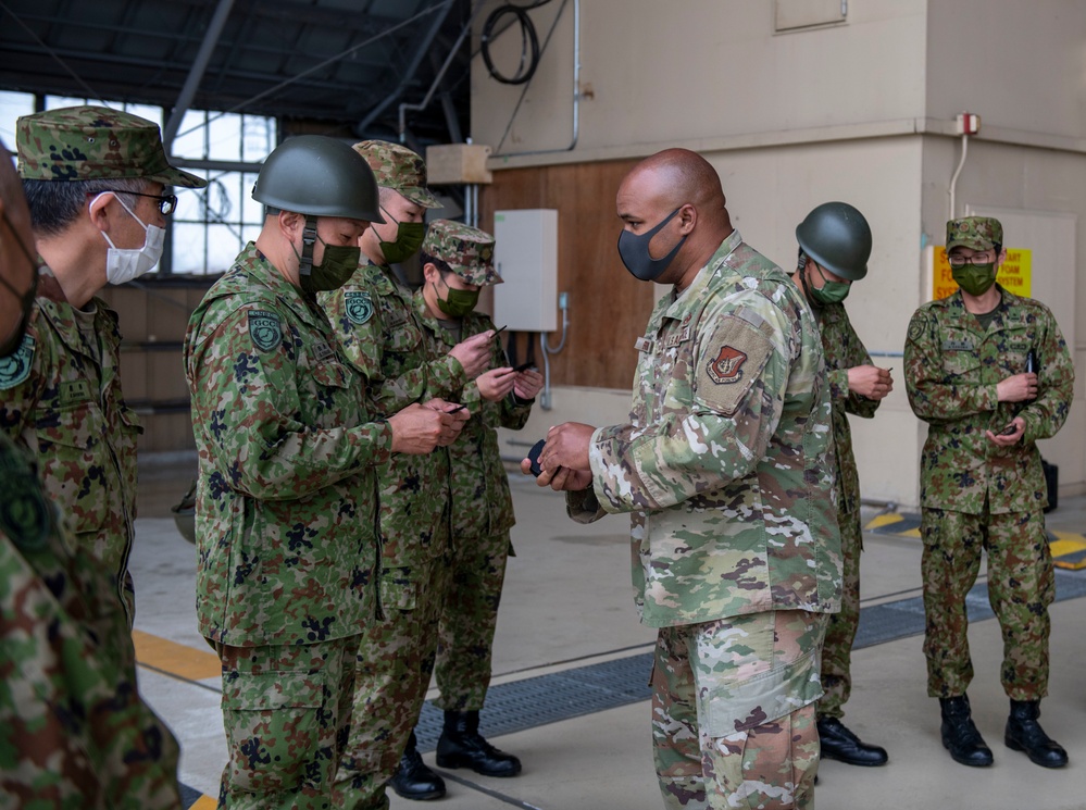 JGSDF personnel conduct joint CBRN study with Yokota Airmen