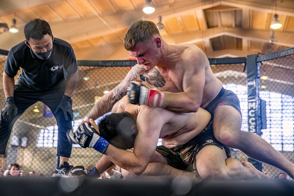 Fight Night! – MMA visits Camp Foster