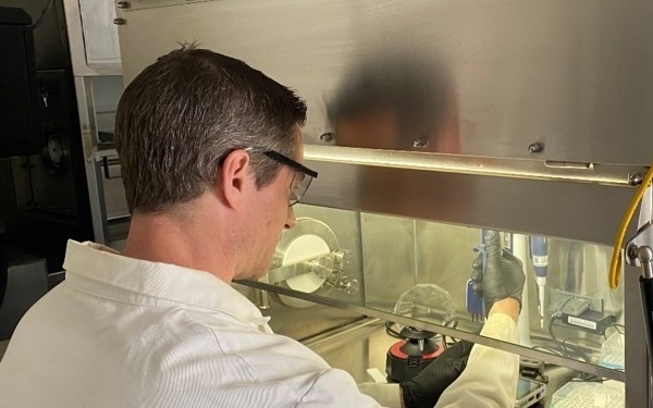 CARA microbiologists leverage improved detection software to safeguard U.S. forces