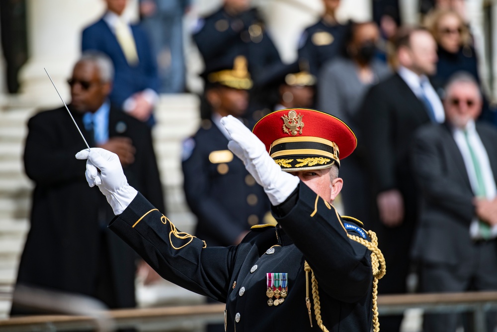 U.S. Capitol Police Chief Tom Manger Participates in an Army Full Honors Wreath-Laying Ceremony at the Tomb of the Unknown Soldier