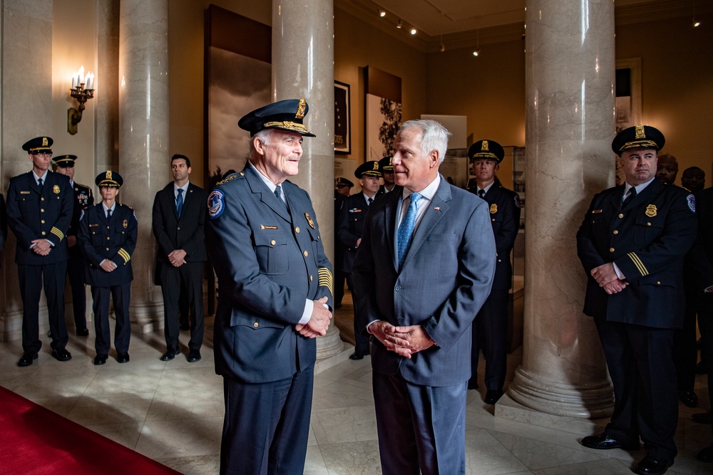 Dvids Images Us Capitol Police Chief Tom Manger Participates In An Army Full Honors Wreath