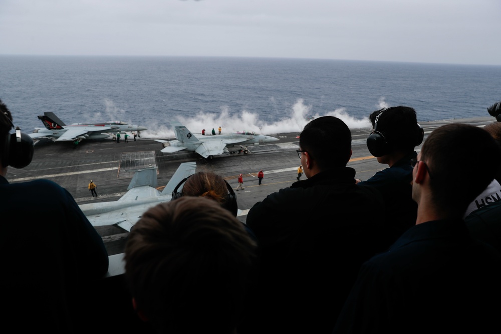 Abraham Lincoln conducts a Super Hornet demonstration