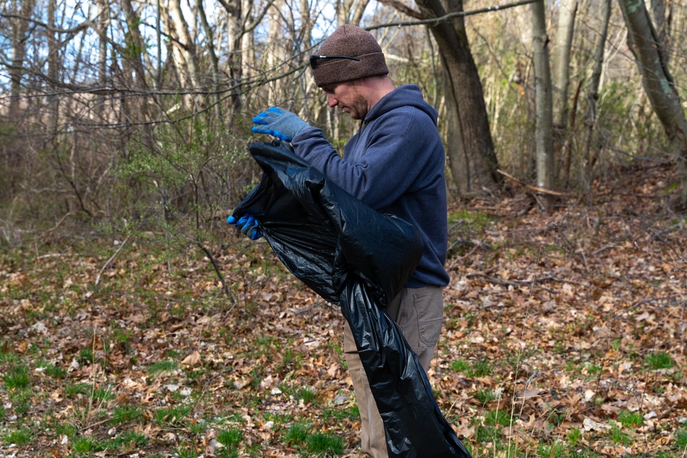 Connecticut National Guard Observes Earth Day with Cleanup at East Haven Rifle Range