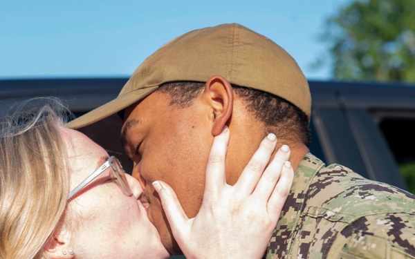 USS Rhode Island (SSBN 740) Returns to Kings Bay