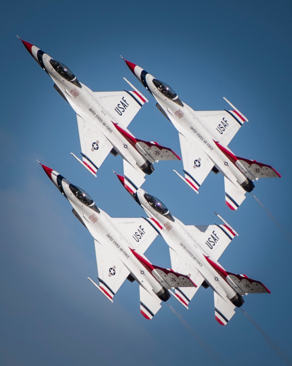 Thunderbirds soar over Columbus