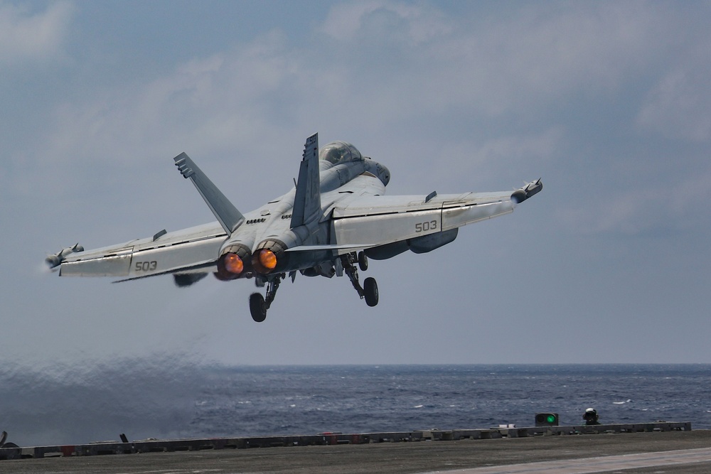 Abraham Lincoln conducts flight operations