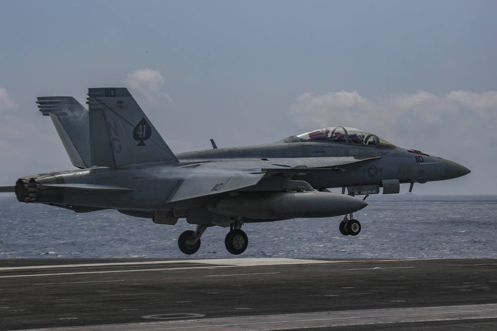 Abraham Lincoln conducts flight operations