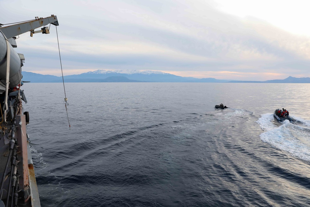 U.S. Marines conduct boat operations from USS Ross